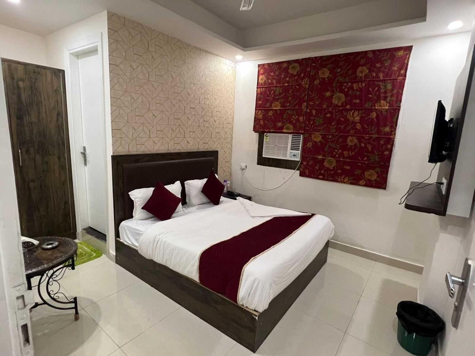 Hotel O Alpha Stay Nowe Delhi Zewnętrze zdjęcie